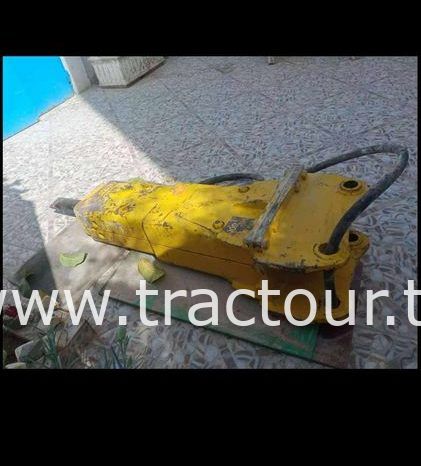 À vendre Brise-roche hydraulique pour tractopelle Indeco hp 600 complet