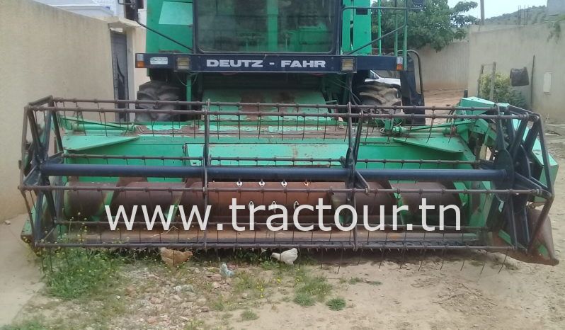 À vendre Moissonneuse batteuse à trémie et vis Deutz-Fahr M 2580 complet