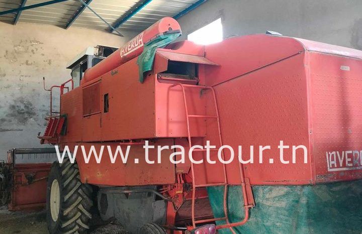 À vendre Moissonneuse batteuse à trémie et vis Laverda M112 avec carte grise (1997) complet
