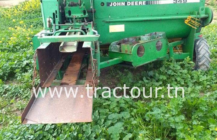 À vendre Presse à paille – Brissa John Deere 349 complet