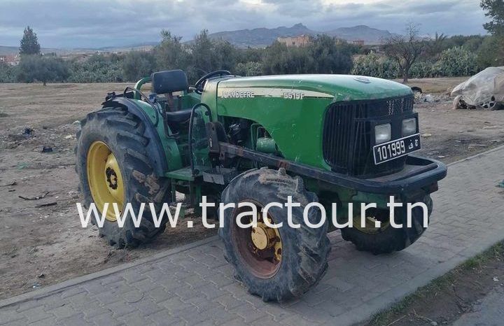 À vendre Tracteur fruitier John Deere 5515F (2005) complet