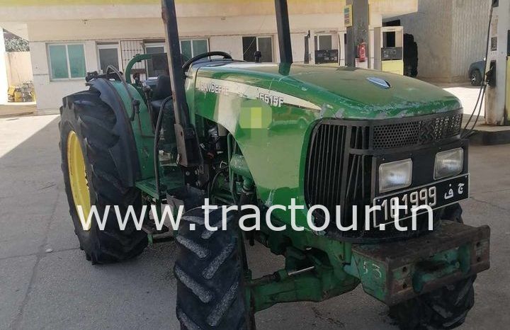 À vendre Tracteur fruitier John Deere 5515F (2005) complet