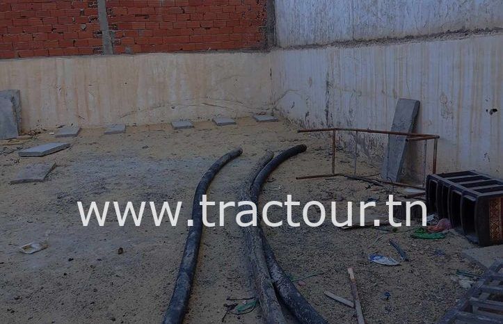 À vendre Pompe à béton 3 cylindres Putzmeister complet