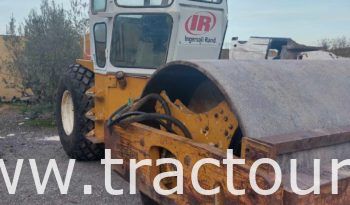 À louer Rouleau compacteur monocylindre Ingersoll Rand complet