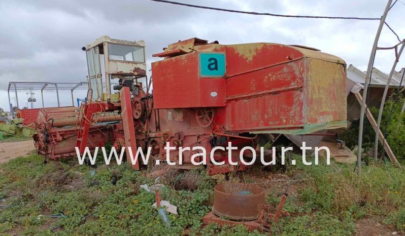 À vendre Moissonneuse batteuse Laverda complet