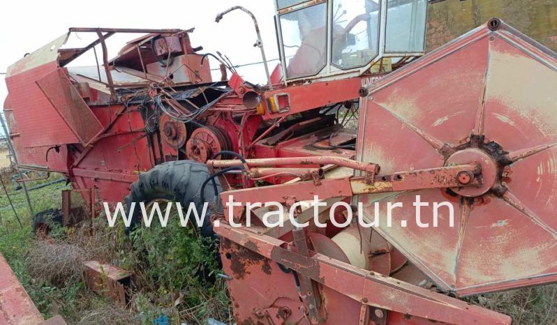 À vendre Moissonneuse batteuse Laverda complet