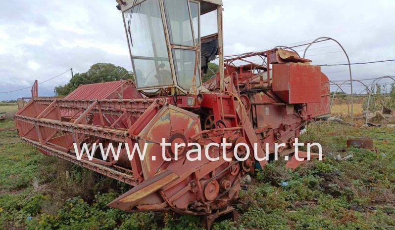 À vendre Moissonneuse batteuse Laverda complet