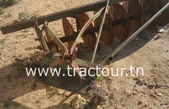 À vendre 3 déchaumeurs Huard & Simma complet