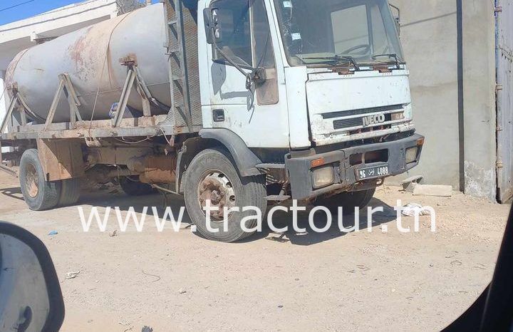 À vendre Camion Iveco Eurocargo 150e21 citerne 15000 litres (1998) complet