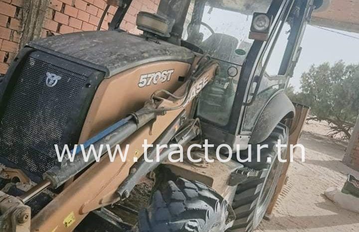 À vendre Tractopelle Case 570ST (2019) complet