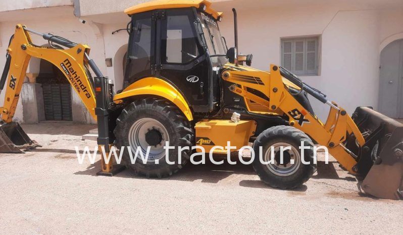 À louer Tractopelle Mahindra SX complet