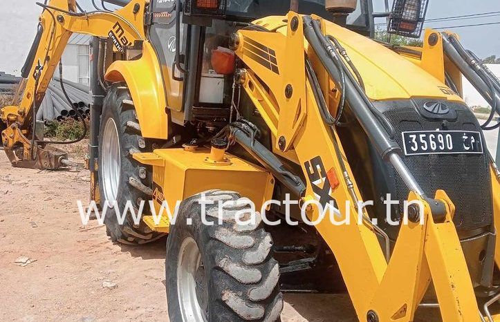 À louer Tractopelle Mahindra SX complet