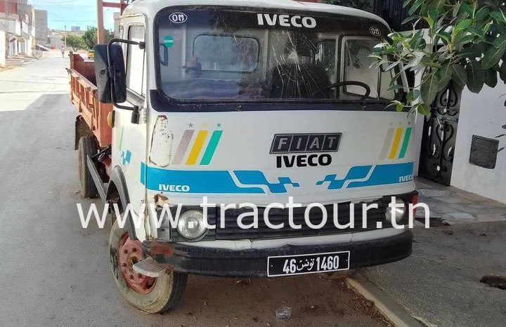 À vendre Camion benne OM 40 complet