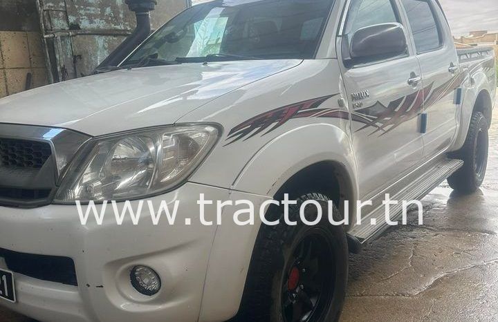 À vendre Pick-up 4×4 avec benne Toyota Hilux Vigo 2.5 D4D complet