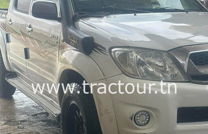 À vendre Pick-up 4×4 avec benne Toyota Hilux Vigo 2.5 D4D complet