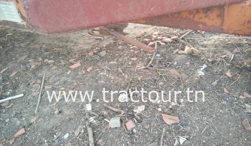 À vendre Rotavator interligne et semi remorque citerne complet
