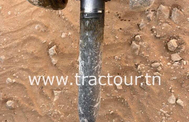 ⛔🚫VENDU تم البيع🚫⛔ Marteau piqueur – brise roche pour tractopelle JCB complet