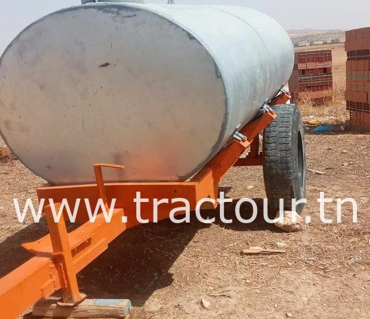 À vendre Semi remorque agricole citerne 5000 Litres – sans carte grise complet