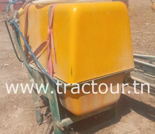 À vendre Pulvérisateur porté 600 litres complet