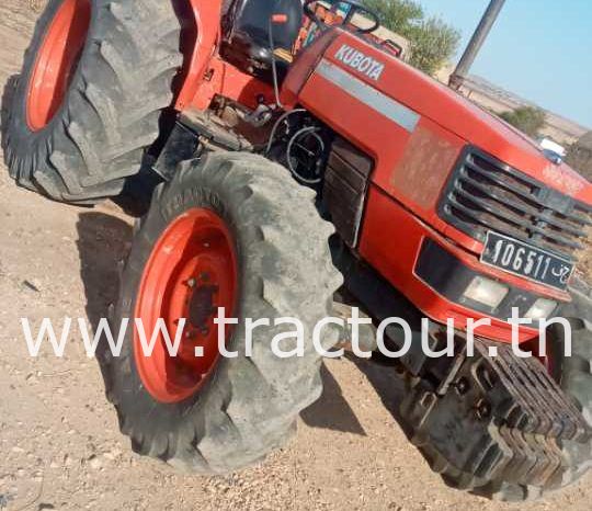 À vendre Tracteur Kubota M8200 complet