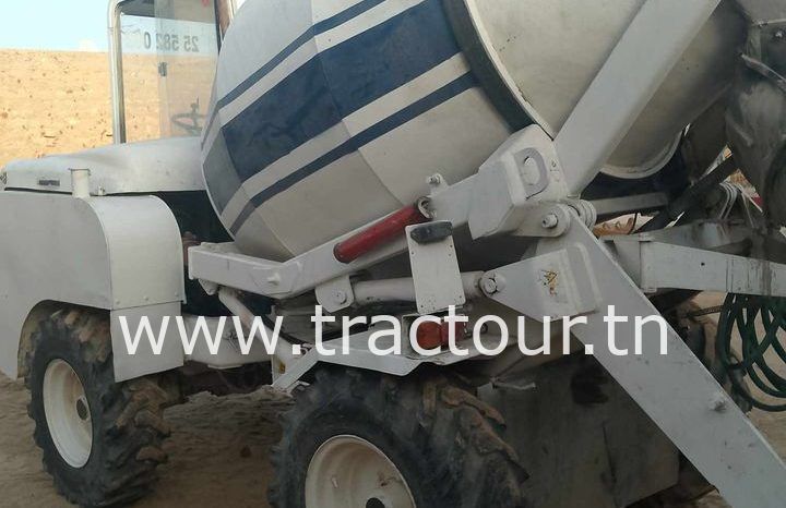 À vendre Auto bétonnière – Toupie Fiori DB 180 (2014) complet