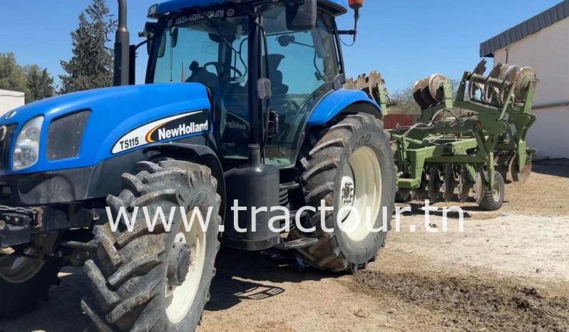 À vendre Tracteur New Holland TS 115A (2003) complet