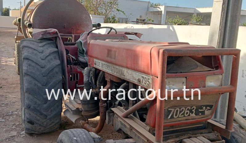 À vendre Tracteur Case IH 795 avec Citerne Vide Fosse (1994) complet