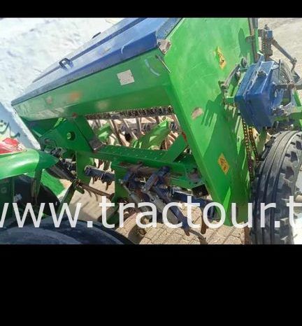 À vendre Semoir conventionnel à dents complet
