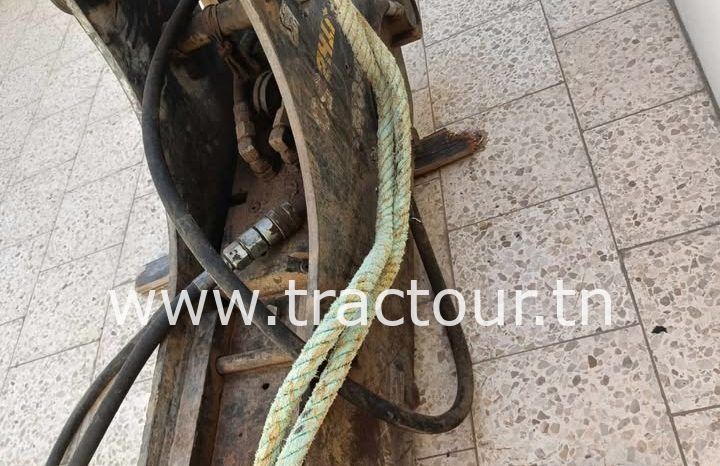 À vendre Brise-roche hydraulique Komatsu complet