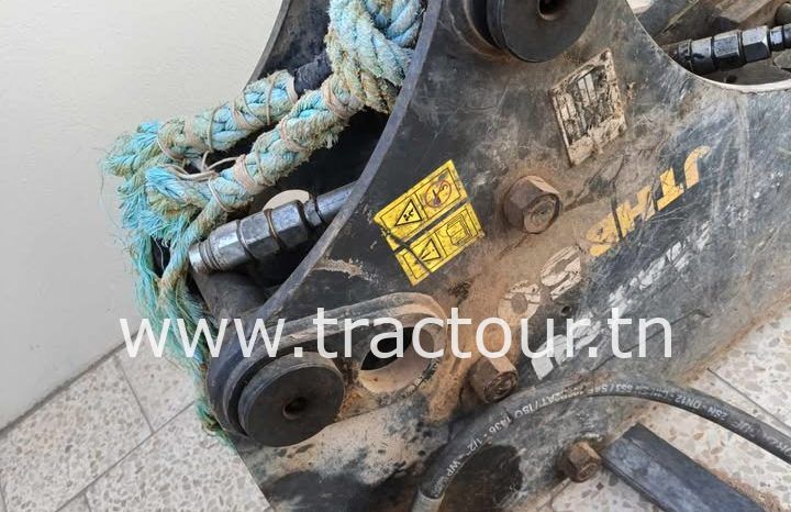 À vendre Brise-roche hydraulique Komatsu complet