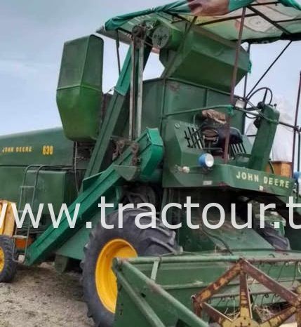 À vendre Moissonneuse batteuse à sacs بالشكارة John Deere 630 complet