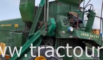 À vendre Moissonneuse batteuse à sacs بالشكارة John Deere 630 complet