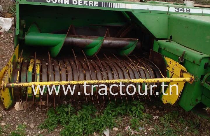 À vendre Presse à paille – Brissa John Deere 349 complet
