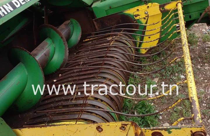 À vendre Presse à paille – Brissa John Deere 349 complet