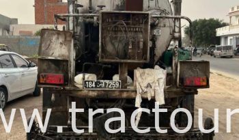 À vendre Camion Iveco avec répandeuse à bitume Rincheval complet