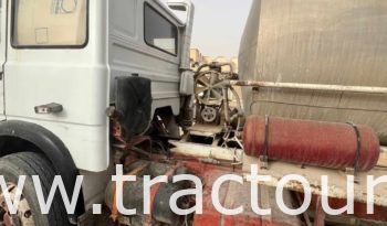 À vendre Camion Iveco avec répandeuse à bitume Rincheval complet
