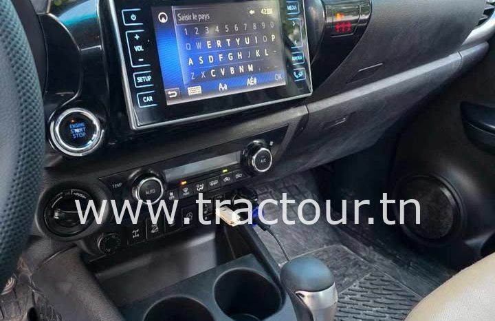 À vendre Pick-up 4×4 avec benne Toyota Hilux Rivo complet
