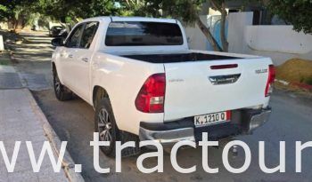 À vendre Pick-up 4×4 avec benne Toyota Hilux Rivo complet