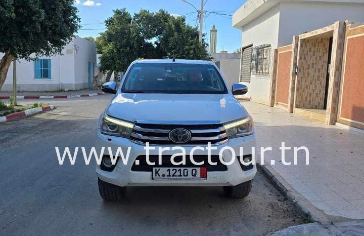 À vendre Pick-up 4×4 avec benne Toyota Hilux Rivo complet