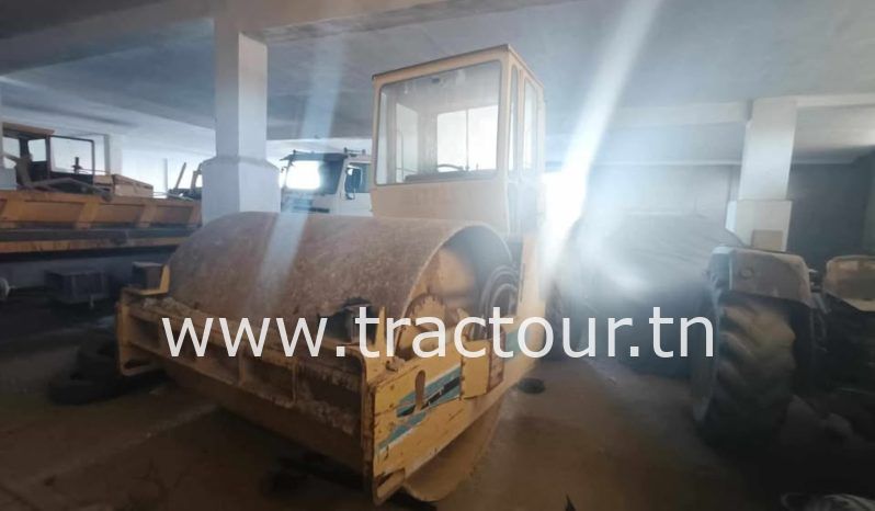 À vendre Rouleau compacteur monocylindre Bitelli – 9 tonnes complet